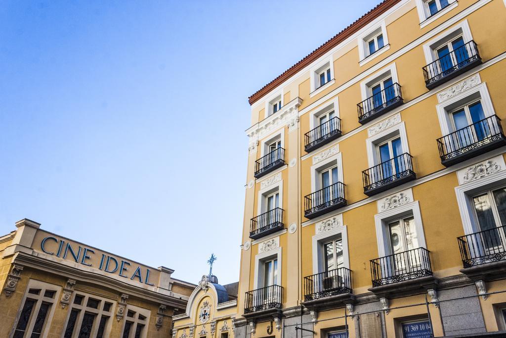 Mola Suites Madrid Exterior photo